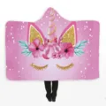 Coperta con cappuccio unicorno rosa con dettagli glitter dorati e bellissimo motivo floreale. - Stile 1 / 130x100cm