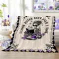 Gothic skeleton reading flannel blanket, gothic style witch decor throw blanket for room. - 75x100cm