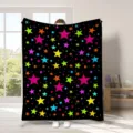 Coperta in pile nera con stelle colorate, morbida e calda coperta ideale per divano letto. - 22