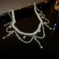 Ευρωπαϊκή μόδα πολυστρωματικό κολιέ choker με λαμπερά κρεμαστά σταγόνες κρυστάλλου. - Ασημί κολιέ με φούντα σε σχήμα σταγόνας