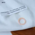 Minimalistischer pinker Harzring im Detail, glatter schlichter Stil für modische Frauen. - Einheitsgröße / Hellrosa