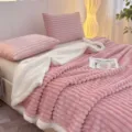 Couverture fausse fourrure lapin rose, plaid hiver épais et douillet style rayé. - 100*150cm / Grande couverture sherpa à rayures Fangshao (rose poudré)