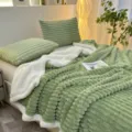 Couverture fausse fourrure lapin côtelée hiver épaisse chaude jeté de lit textile maison - 100*150cm / Grande couverture sherpa à rayures Fangshao (vert fruit)
