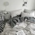Parure de lit 4 pieces en coton lave gratte uni, design patchwork gris et blanc elegant. - Coton lavé bicolore - gris brume / Draps-housses simples 150x200 cm