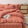 Katoenen gewassen geruit dekbedovertrek set, gezellig beddengoed set met kussenslopen. - 4-delige beddenset van gewassen katoen - Elegant oranje