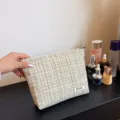 Large capacity tweed cosmetic bag stylish plaid makeup organizer and elegant travel wash pouch - Tweed Green