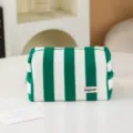 Borsa cosmetica a righe verde e bianco in morbido tessuto di spugna, astuccio. - Rigato Verde e Bianco