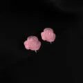 Rosa mattierte Rosen Clip-Ohrringe für ungeohrte Ohren, eleganter Blumenschmuck. - Doppelschichtige Clip-Ohrringe / Rosa Blumen