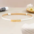 Ceinture fine blanche élégante minimaliste avec boucle dorée pour robe de femme chic - Blanc
