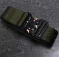 Ceinture tactique en toile pour homme avec boucle métallique robuste style militaire - Longueur 120 cm, largeur 3,8 cm / Vert