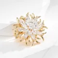 Elegante broche de flor de cristal dorado, brillante pasador de circonita para mujer. - Amarillo Dorado