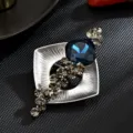 Exquisita broche cuadrada geométrica de cristal austriaco elegante prendedor de solapa - Oro Café