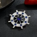 Herren Schiff Steuer Rad Brosche Silber Blaue Zirkon Anzug Mantel Kragen Pin Schmuck - Blaue Steuerräder