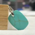 Natürlicher Türkis rechteckiger Edelstein Anhänger mit Silberöse für DIY Halskette Schmuckherstellung. - Blauer Türkis