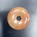 Oranger Edelstein Donut Anhänger, Natur Kristall Achat Sicherheitsschnalle DIY Schmuck. - 30mm / Roter Aventurin
