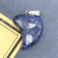 Natürlicher Lapislazuli asymmetrischer Herz Edelstein Anhänger für DIY Schmuckzubehör - 16x21mm / Lapislazuli