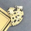 Natürlicher Stein asymmetrischer Herz Anhänger DIY Schmuck Zubehör Kristall Amulett. - 16x21mm / Dalmatinerjaspis
