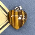 Ciondolo cuore in pietra naturale cristallo ciondolo collana DIY gioiello elegante variante - Occhio di tigre / 15x17mm