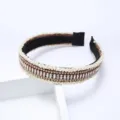 Elegante cerchietto con perle e strass per donne, accessorio chic per l'uso quotidiano. - Oro