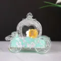 Transparante acryl pompoen koets vloeistof zand ornament met beer voor bureau decor. - Crème Groen