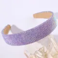 Détail de serre-tête en strass violet, accessoire de cheveux en cristal scintillant femme. - Violet