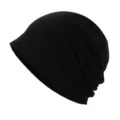 Vue détaillée du bonnet souple noir en coton pour femme, bonnet de nuit léger. - Taille unique / Noir