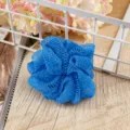 Blauer Badeschwamm aus Nylonnetz für die tägliche Körperpflege und sanftes Peeling Duschball. - Himmelblauer Duschschamm