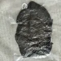 Spugna esfoliante doccia nera con cordino per pulizia del corpo quotidiana in bagno - 30x75 / Modello in rete nero (sotto vuoto in busta)