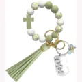Porte-clés bracelet en perles de silicone avec pompon croix et pendentif en métal gravé - Ensemble Foi Vert Olive