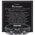 Detailed close-up of men's black leather magnetic bracelet with engraved French love message card. - 23cm / Homme / Electroplated Black