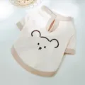 Schattig wafelbreisel huisdier t-shirt met een berenborduurwerk, ademend zomer puppy vest. - S (Aanbevolen gewicht 1.5-2.5kg) / Witte Hond