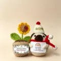 Handmade crochet potted sunflower and cute pug doll featuring festive Christmas theme details. - Christmas Pochacco Gift Box 5