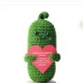 Cute crochet emotional support pickle doll with heart card knit toy gift for friends - Heart Cucumber