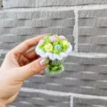 Handgemachte gehäkelte Mini Blumenstrauß Schlüsselanhänger süßer Strick Anhänger Geschenk. - Smaragdgrün [Mehrfarbig]