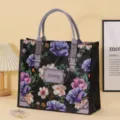 Bolso tote de tejido PP floral impermeable bolsa de compras con asas dobles elegante y chic. - Flor con asa morada (grande)