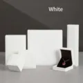 Scatola portagioie in pelle PU spazzolata bianca premium per anelli e collane elegante - Borsa Totani Coordinata - Piccola / Bianco