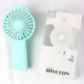 Tragbarer Handheld Miniventilator mit süßem Katzenohr Kronen Design, USB Akku betrieben. - Ventilator + Seifenblasen Zubehör / Grün