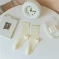 Beige gerüschte Wadenstrümpfe Damen Baumwolle Freizeit süße ästhetische Alltagskleidung - Einheitsgröße / Gelb
