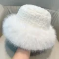Weißer plüschiger flauschiger Winter-Bucket-Hat, warme dicke Kunstfellmütze für Damen - M (56-58cm) / Weiß