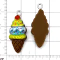 Kleurrijke hars ijsje bedels hangers voor DIY handgemaakte sieraden accessoires. - Aardbeienijsje / 1 Stuk (30x12.5x7mm) / Koffiebruin
