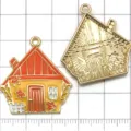 Detailansicht von Thanksgiving Haus Anhängern mit Ahornblättern und Emaille Legierung. - Orangerotes Haus