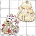 Charmes de chat en émail mignon pour bijoux DIY, pendentifs chatons floraux colorés. - Chats Parents-Enfants Blancs (24890) / 1 Pièce (25x21x1mm) / Blanc