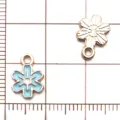 Pendentifs de fleurs en métal émail bleu pour la fabrication de bijoux DIY collier bracelet. - Fleur / 1 Pièce (8x11mm) / Bleu lac