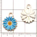 Pendentif marguerite émail bleu en alliage accessoire bijoux DIY pour collier bracelet. - Petite Marguerite / 1 pièce (13x16mm) / Bleu lac