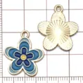 Pendentif fleur en émail bleu breloque DIY pour collier bracelet fabrication bijoux 2pcs - Fleur à Cinq Pétales Quatre Couleurs / 1 Pièce (21x19mm) / Bleu