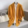 Effen kleur korte franje vierkante sjaal stijlvolle retro casual doek voor vrouwen mode - Teder Geel