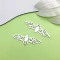 Ciondolo pipistrello cavo in lega argento antico accessorio per gioielli DIY collana. - Pipistrello di Halloween (7716) / 1 Pezzo/Confezione (19x56mm) / Argento antico