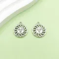 Anciens charms pendentifs soleil creux en alliage argenté pour fabrication de bijoux DIY. - Pendentif Soleil (9065)