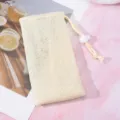 Pochon à savon en filet beige filet moussant avec cordon 9x17cm pour le nettoyage du visage. - Filet moussant 8 couches - Beige