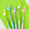 Bâtons pointeurs télescopiques colorés pour l'enseignement scolaire et les tableaux interactifs. - Modèle à deux doigts vert